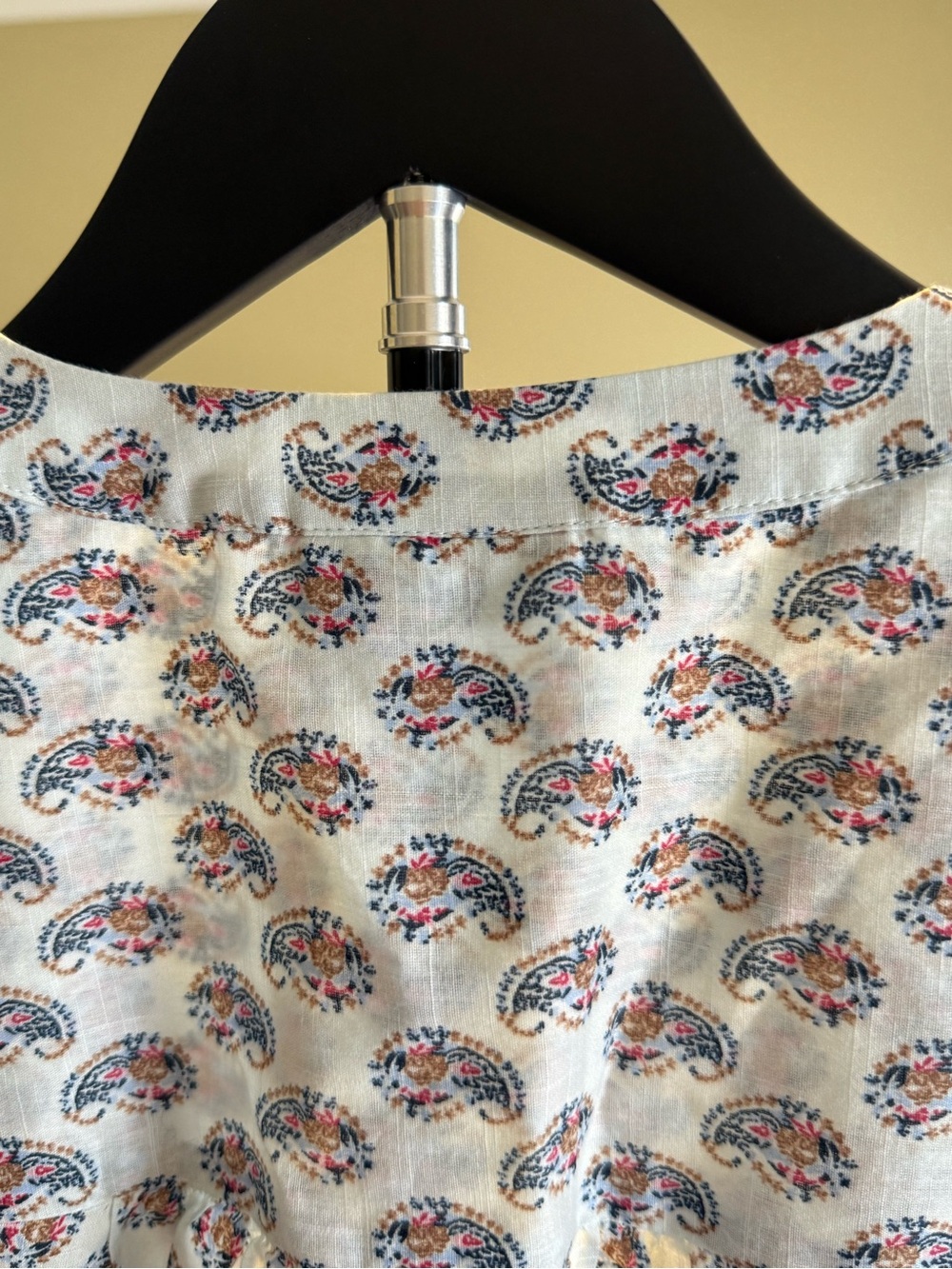 NWOT J.Jill Lightweight Paisley Button-Front Women's Top Sz S (21" P2P) - Picture 10 of 12
